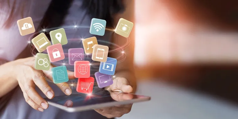 GAMES, APPS AND SOCIAL MEDIA